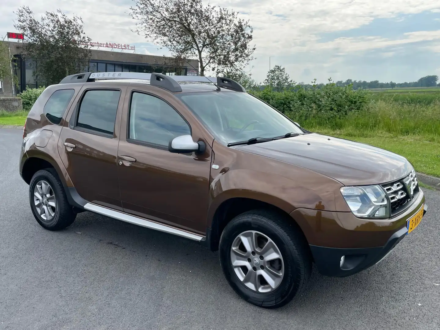 Dacia Duster 1.2 TCe 4x2 Lauréate 125PK, 1E EIG AFK, NAP VOLLED - 2