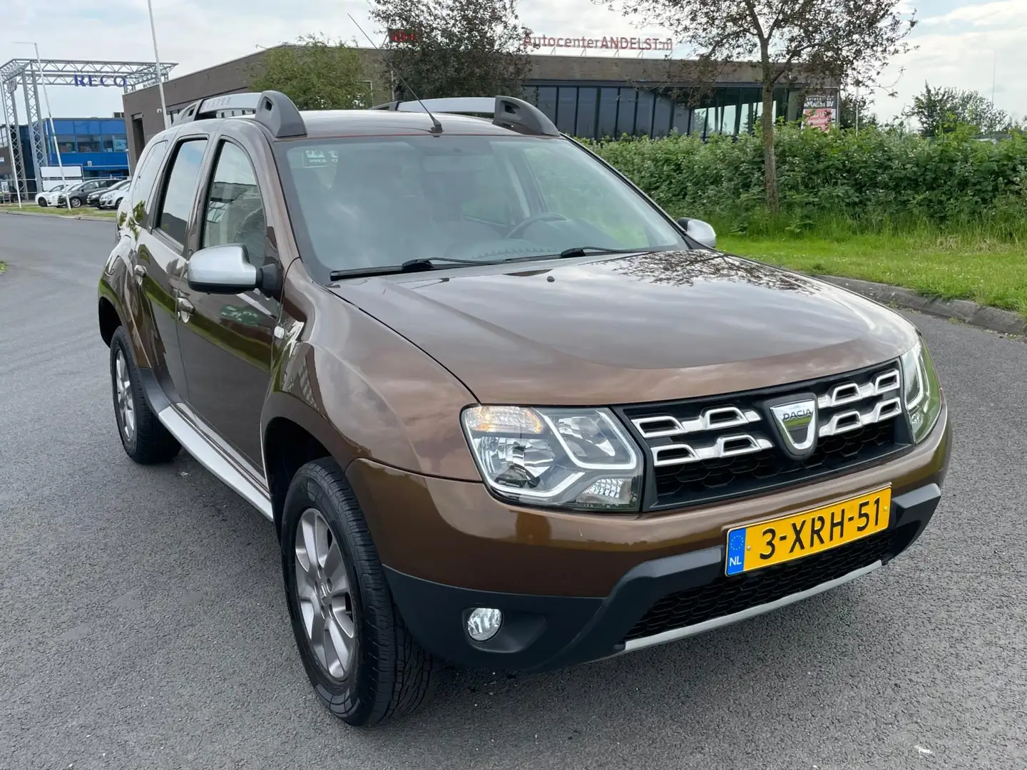 Dacia Duster 1.2 TCe 4x2 Lauréate 125PK, 1E EIG AFK, NAP VOLLED - 1
