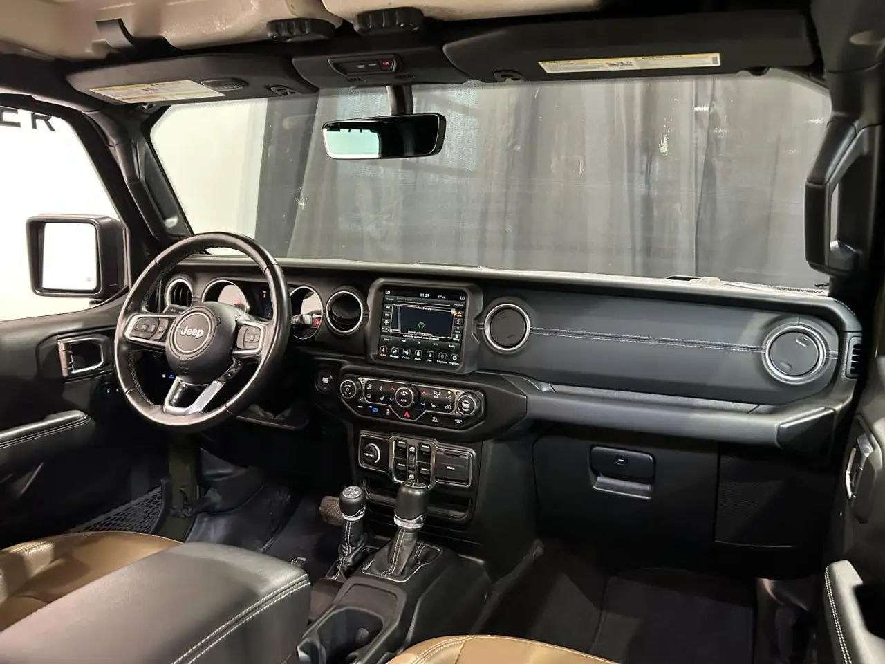 Jeep Wrangler снимка Jeep Wrangler