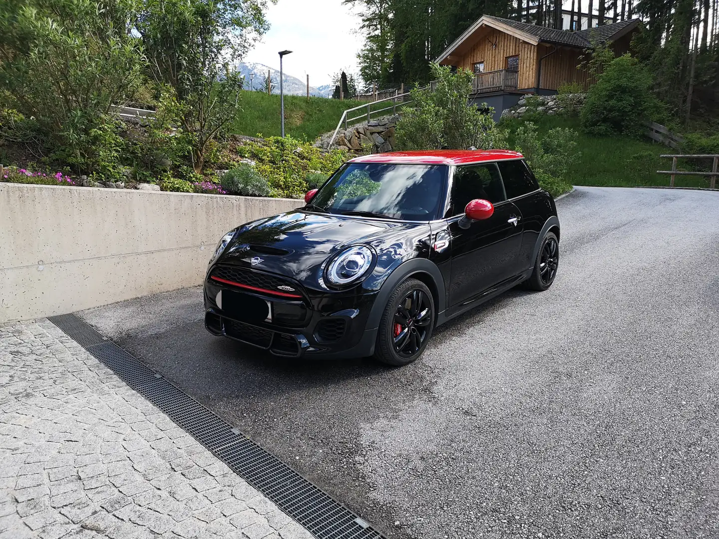 MINI John Cooper Works MINI Hatch John Cooper Works Aut. John Cooper Works Schwarz - 2