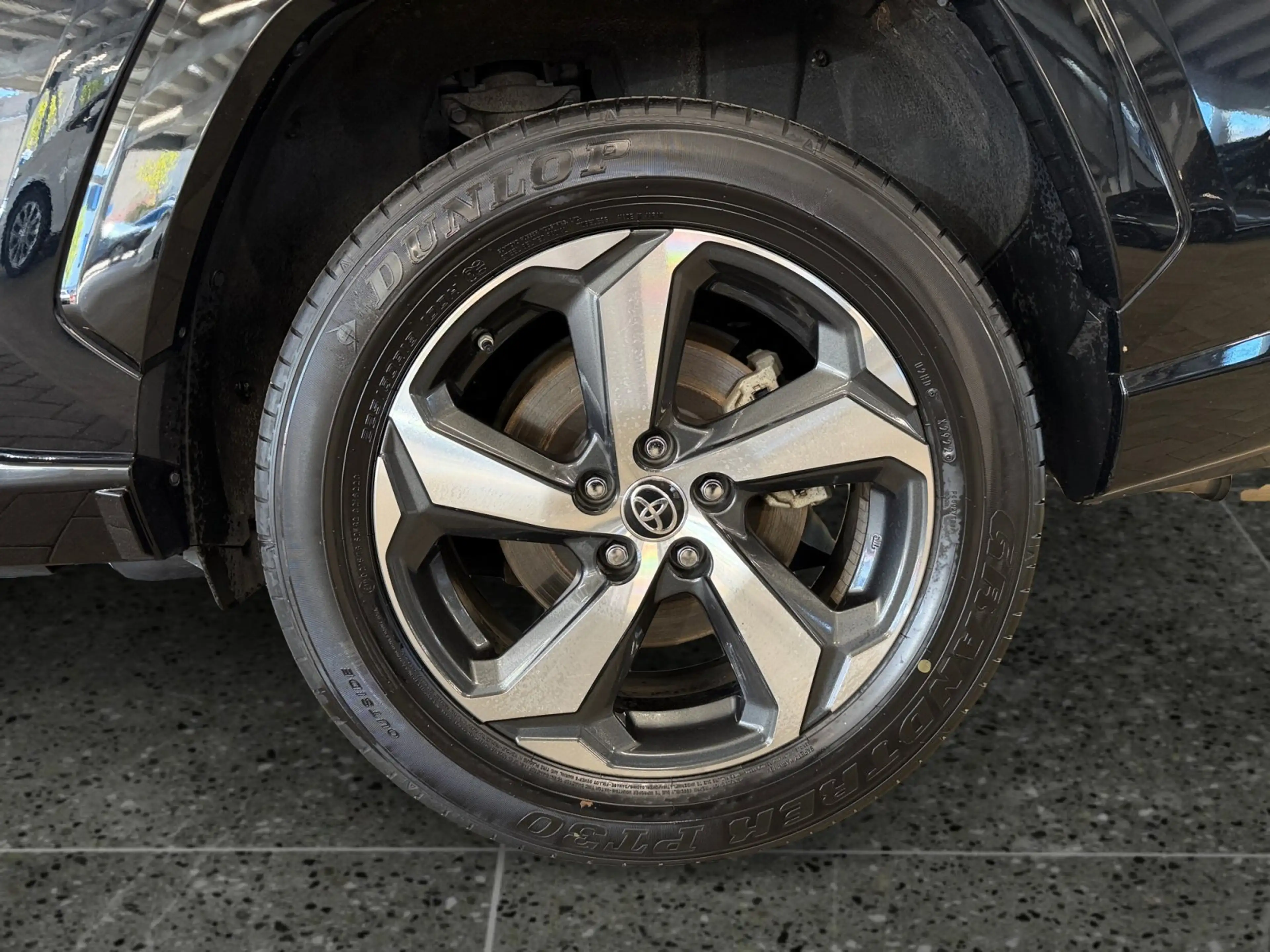 Toyota RAV 4 RAV4 4x4 2.5 Plug-In +AHK+Allrad+Technik+Style+ — photo 13