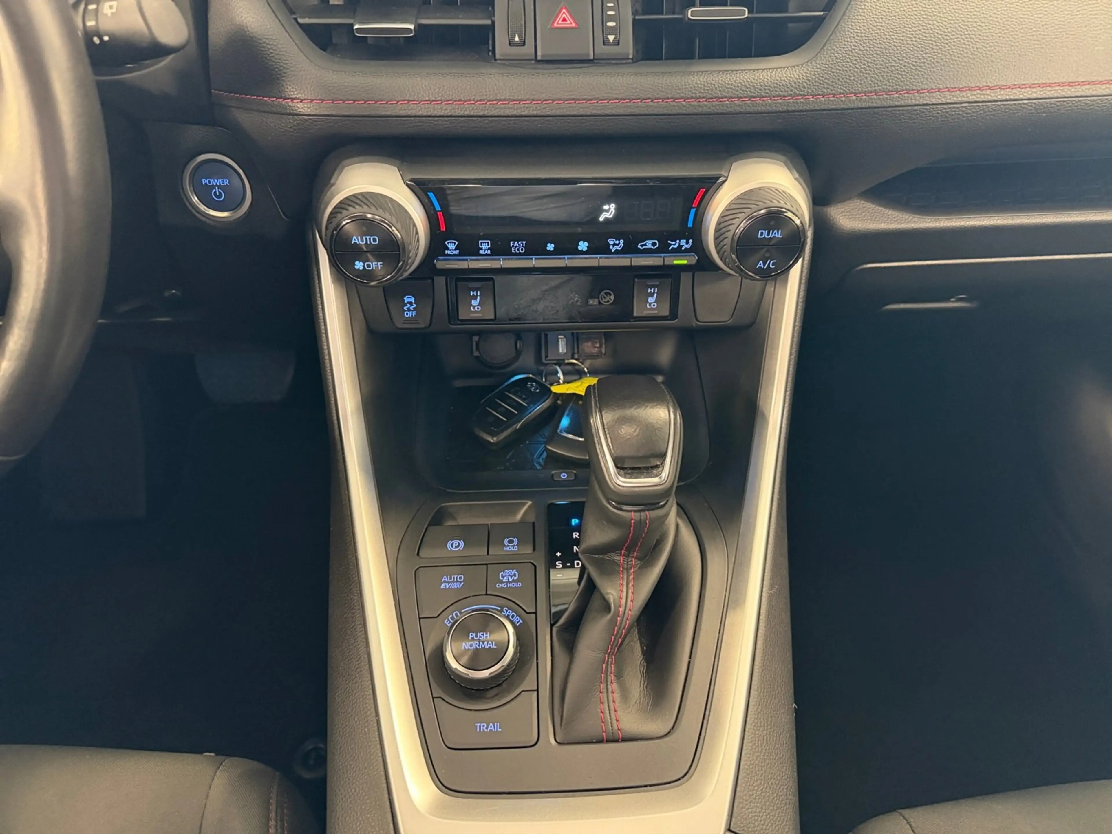 Toyota RAV 4 RAV4 4x4 2.5 Plug-In +AHK+Allrad+Technik+Style+ — photo 10