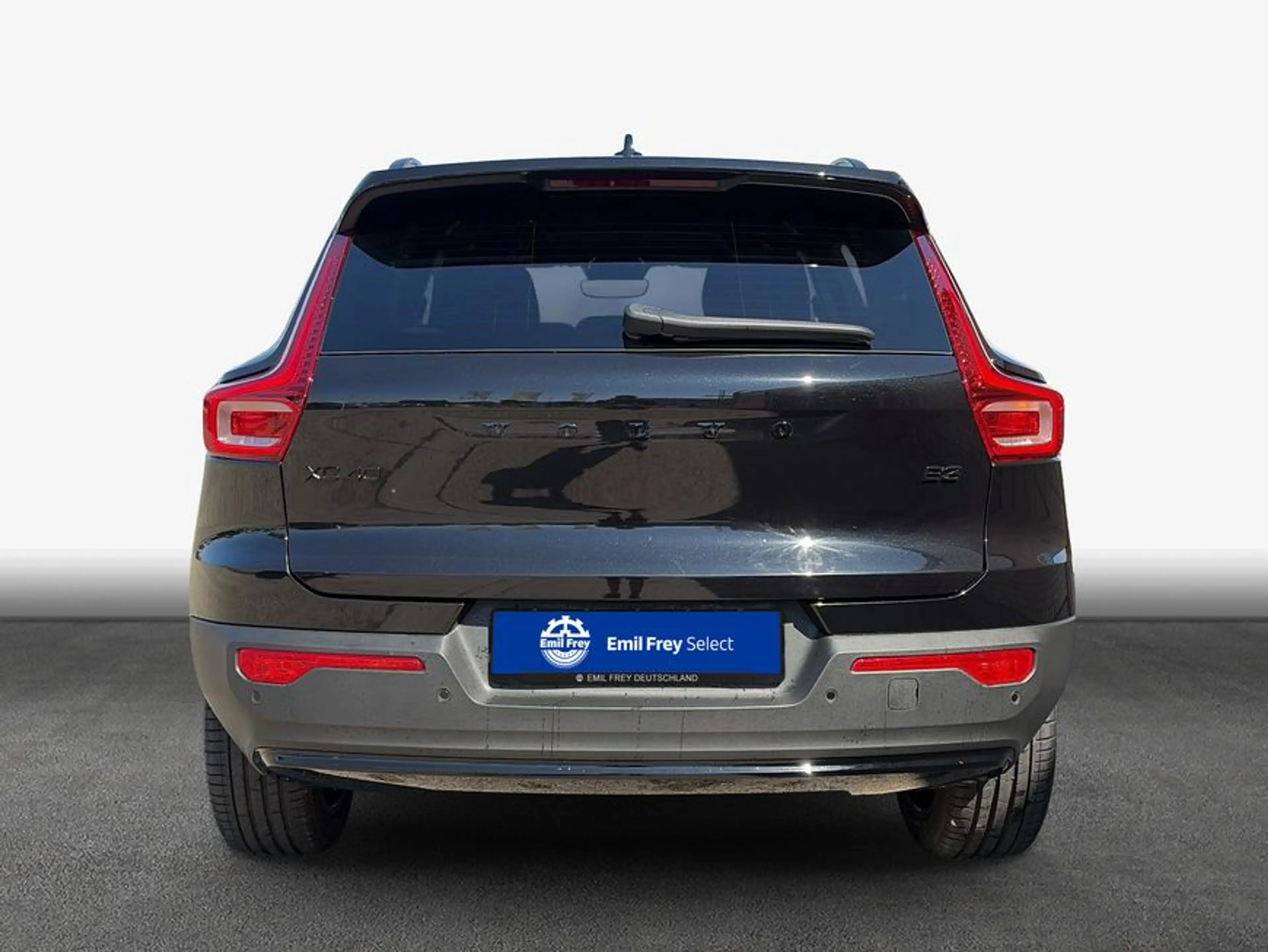 Volvo XC40 XC40 B3 B DKG Plus Black Edition — photo 5