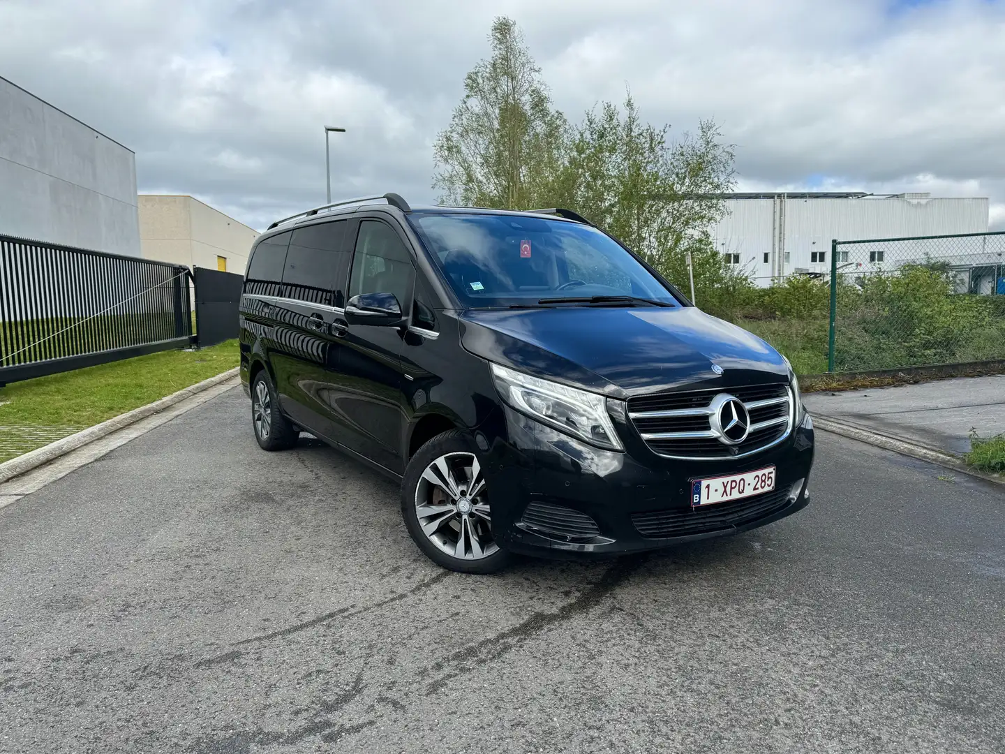 Mercedes-Benz V 250 V 250 (BlueTEC) 7G-TRONIC Avantgarde Edition Noir - 2