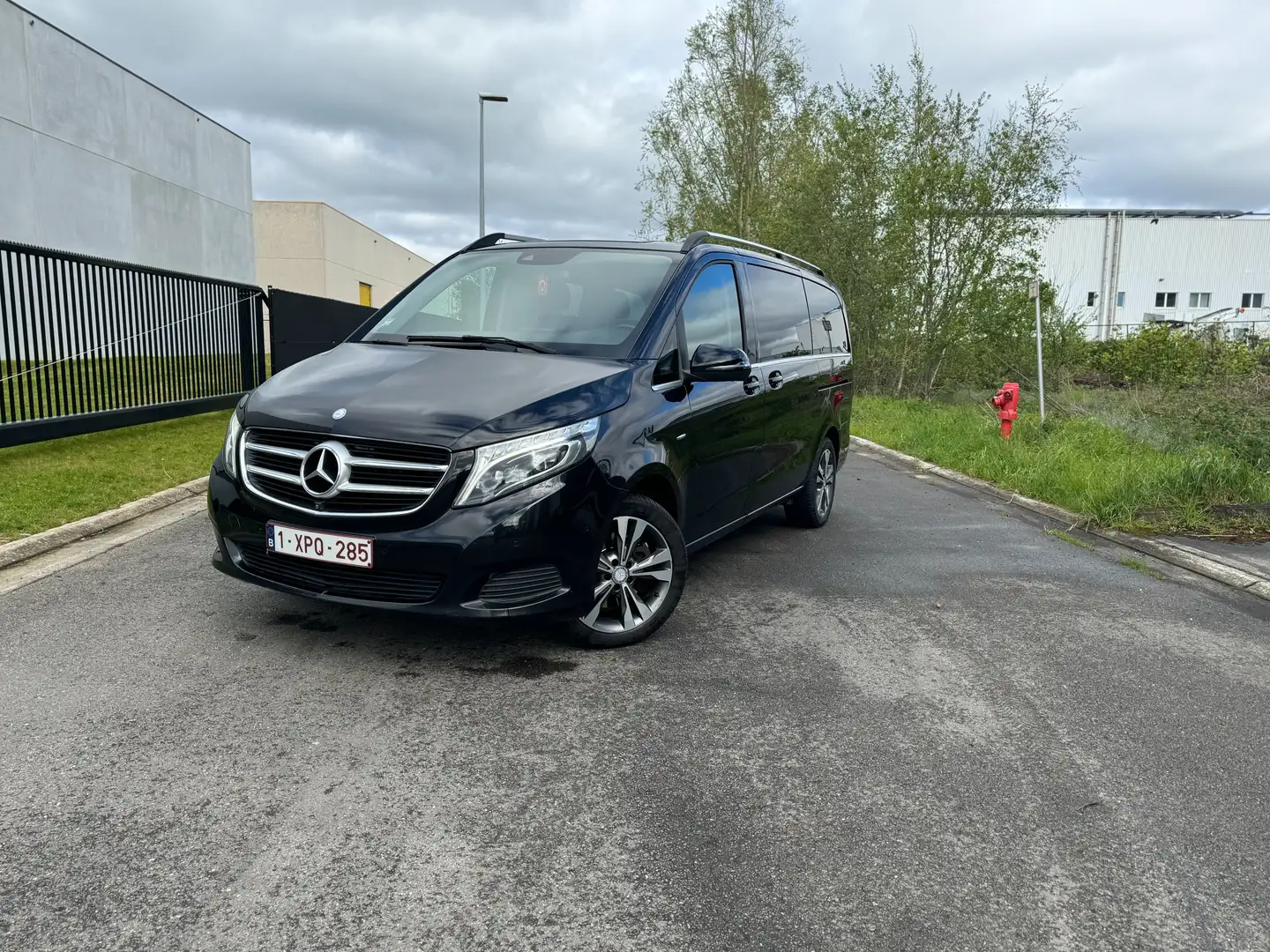 Mercedes-Benz V 250 V 250 (BlueTEC) 7G-TRONIC Avantgarde Edition Noir - 1