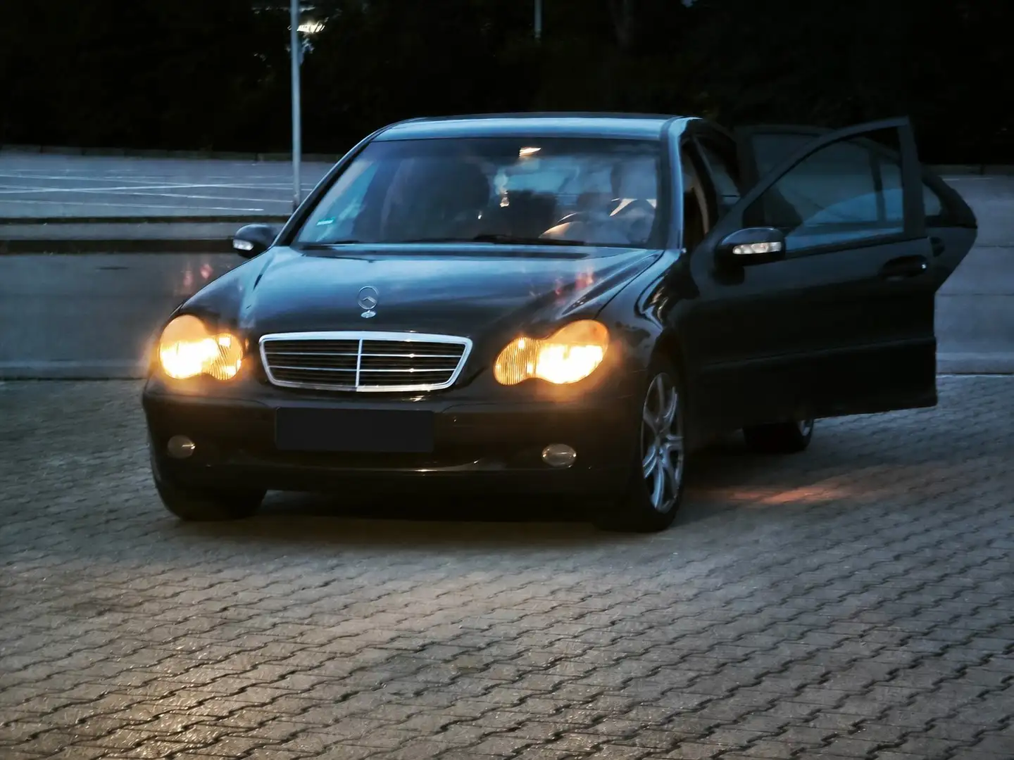 Mercedes-Benz C 240 Classic - 1