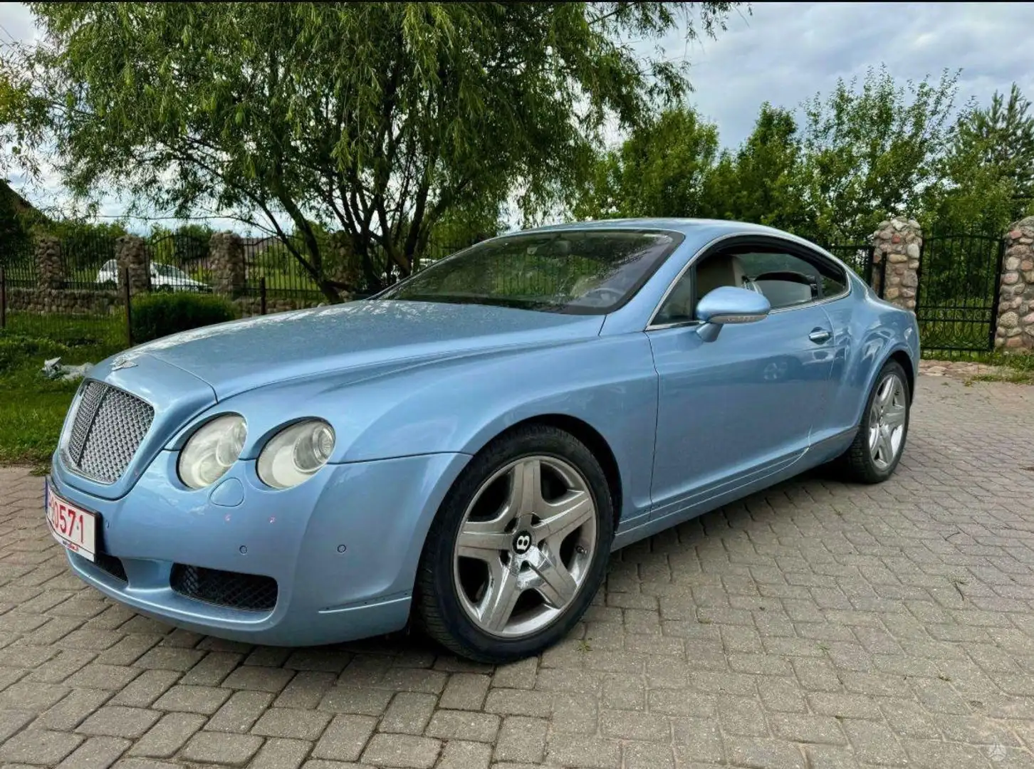 Bentley Continental GT 6.0 W12 Modrá - 1