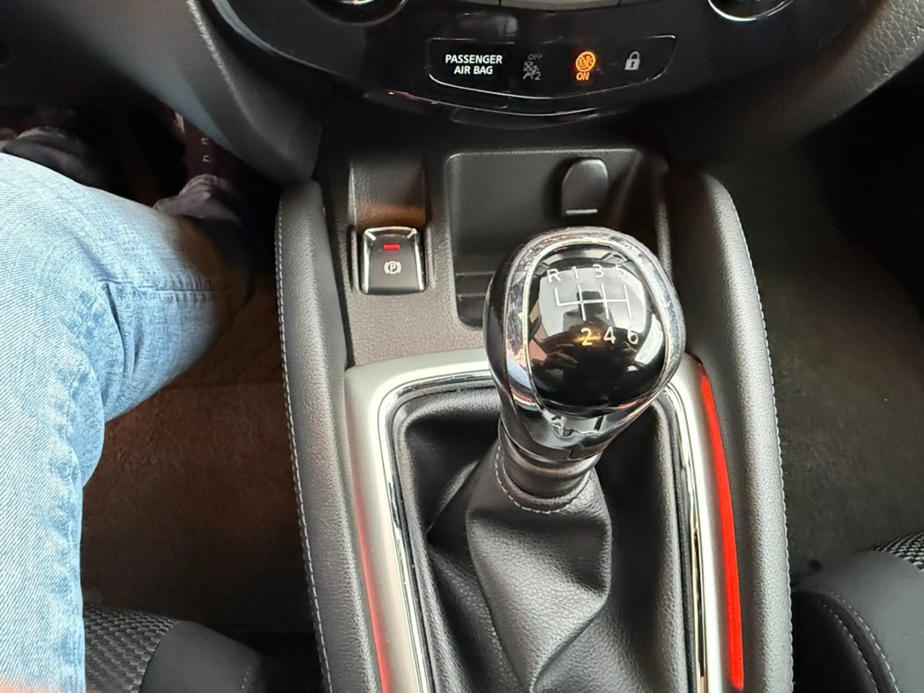 Nissan Qashqai 1.2 TEKNA — photo 11