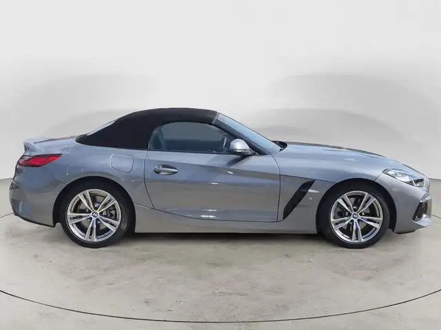 BMW Z4 view 5