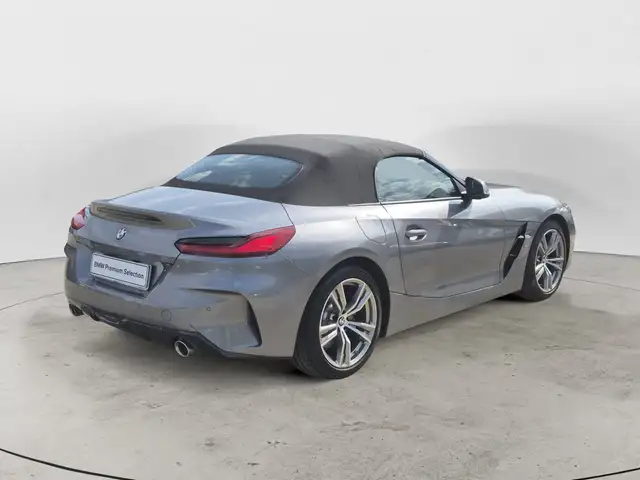 BMW Z4 view 4