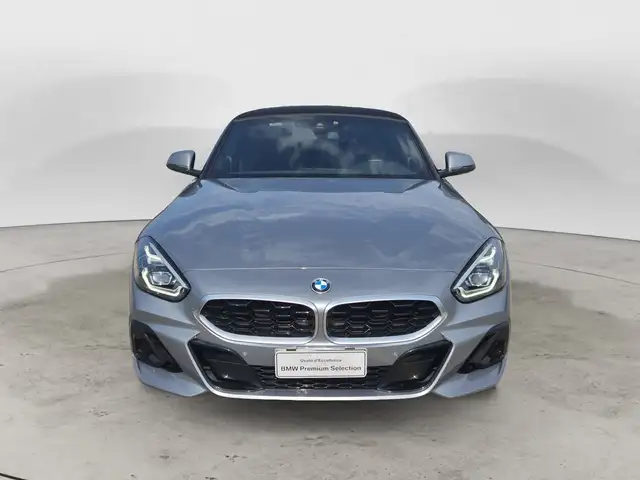 BMW Z4 view 2