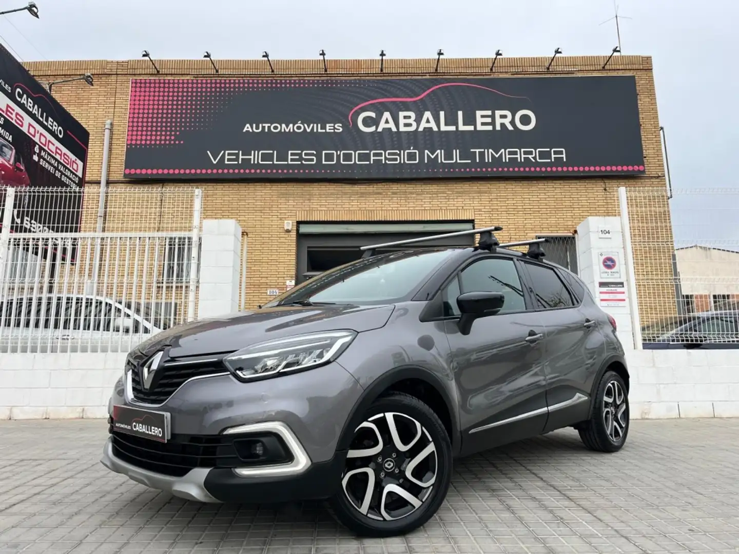 Renault Captur TCe GPF Zen 66kW Grigio - 1