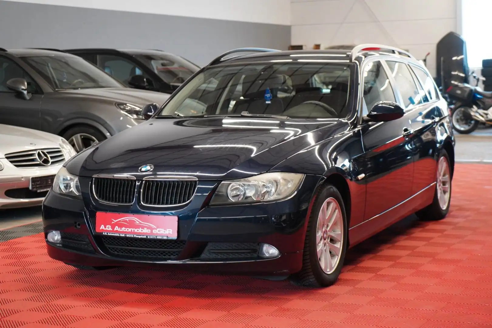 BMW 318 i E91 Touring 2.Hand*6Gang*Tempomat*Standheiz Blau - 1