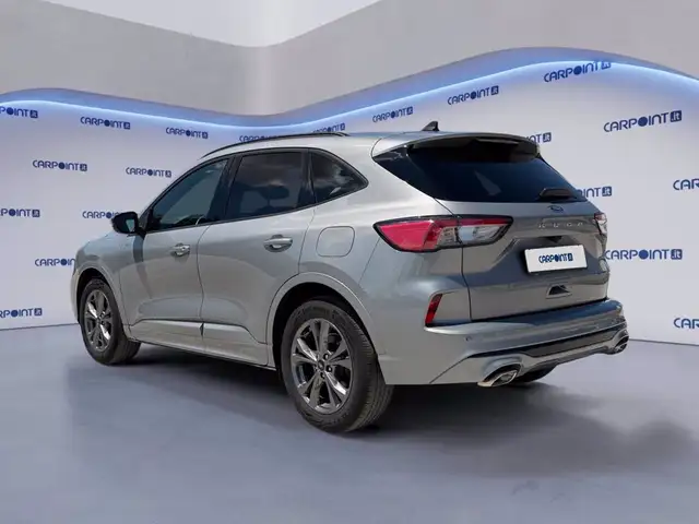 Ford Kuga view 3