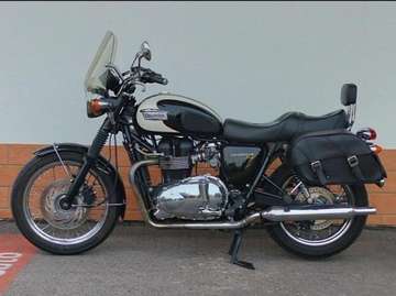 Triumph Bonneville T100 2009