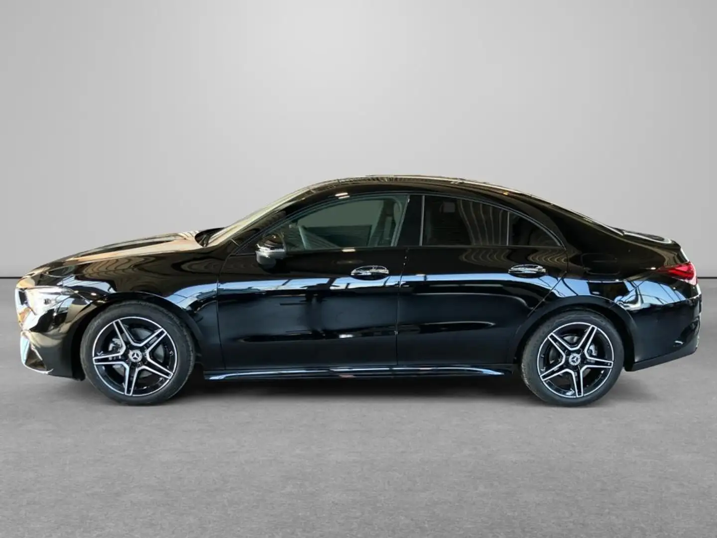 Mercedes-Benz CLA 180 AMG Line*Night Paket*Kamera*LED Schwarz - 2