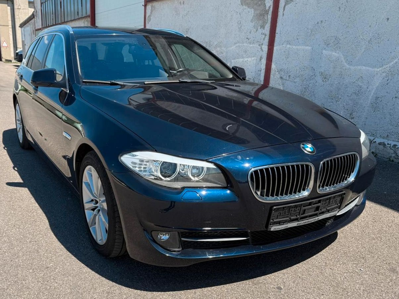 BMW 525 5 Touring 525 d 3.0 N57 — photo 3