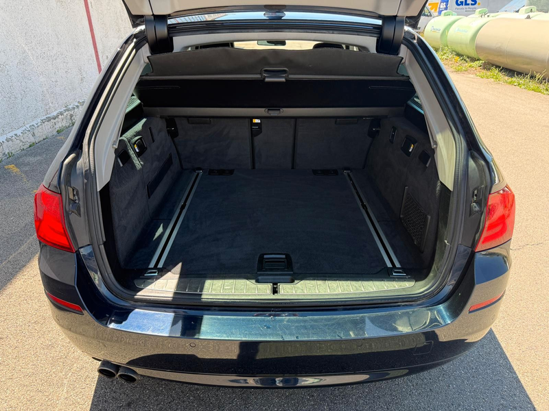 BMW 525 5 Touring 525 d 3.0 N57 — photo 10
