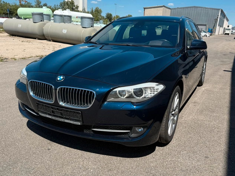 BMW 525 5 Touring 525 d 3.0 N57 — photo 6
