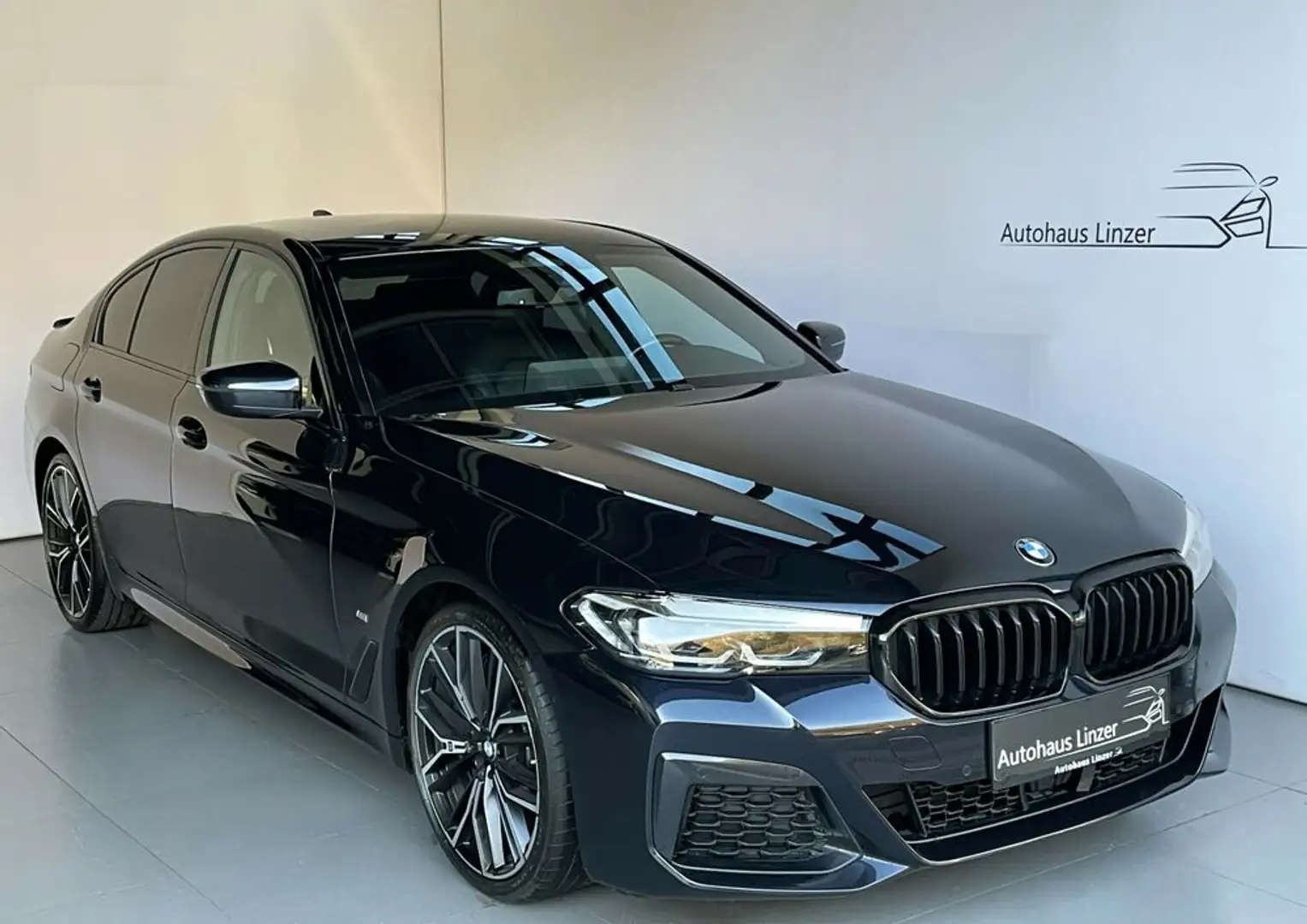 BMW 530 d xDrive M-Sport *LED*ACC*20-ZOLL*CAM*HiFi*DAB* Schwarz - 1