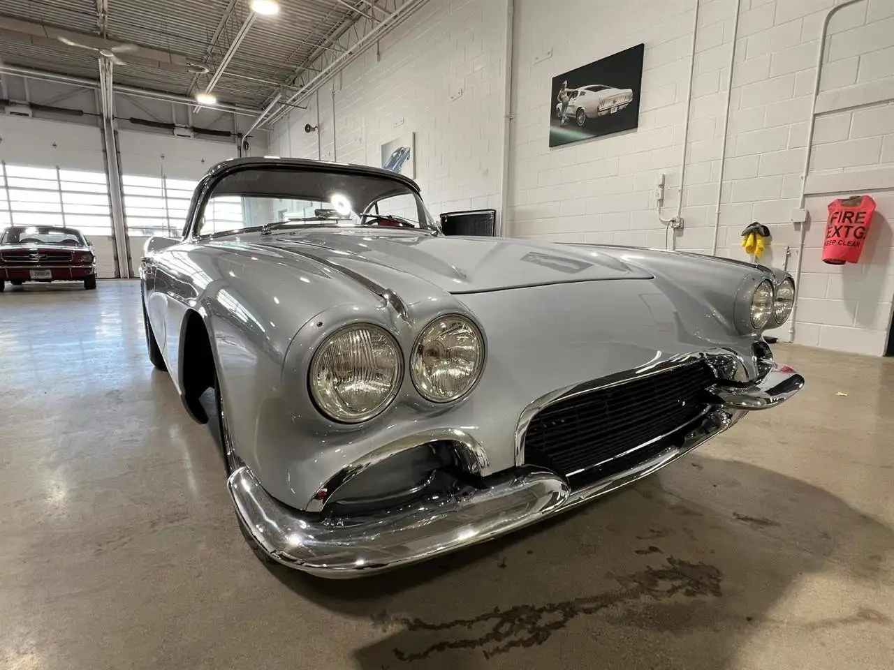 Chevrolet Corvette снимка Chevrolet Corvette