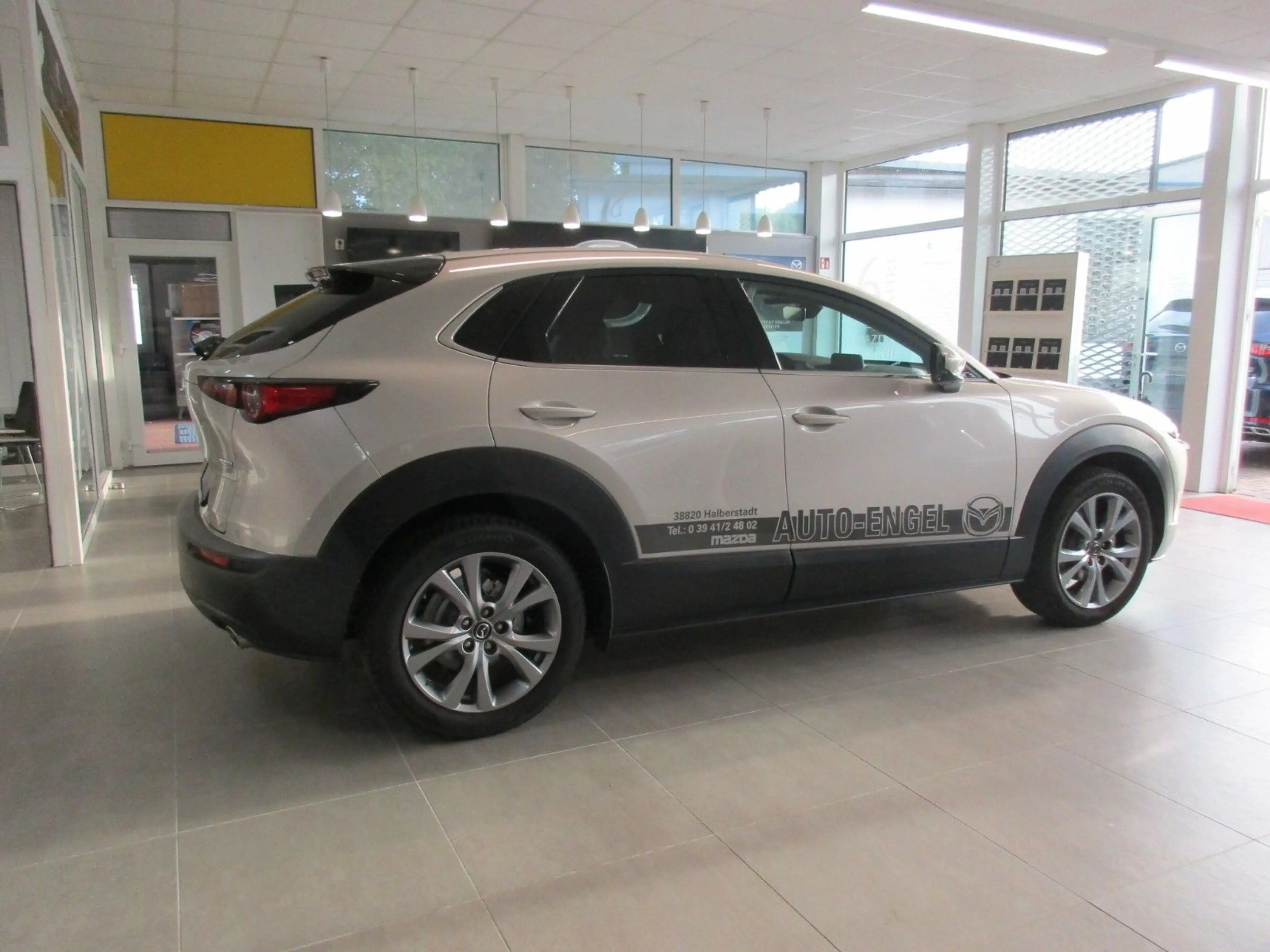 Mazda CX-30 2.0 e-SKYACTIV 150 Selection DES/PRE-P — photo 3