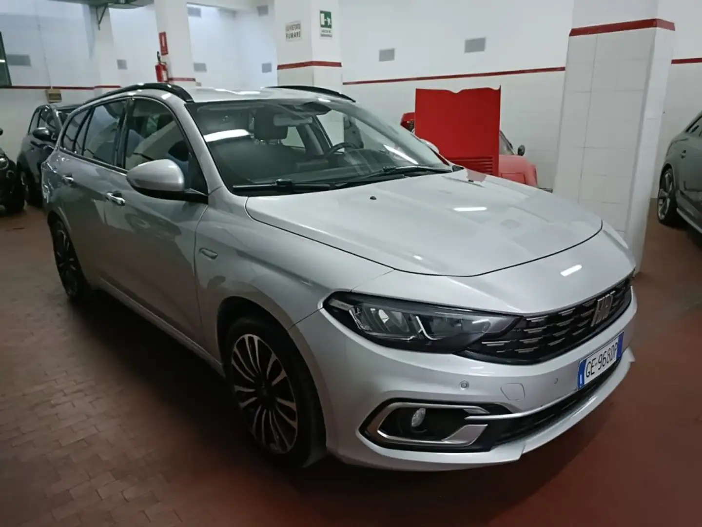 Fiat Tipo 1.0 SW Life Gris - 2