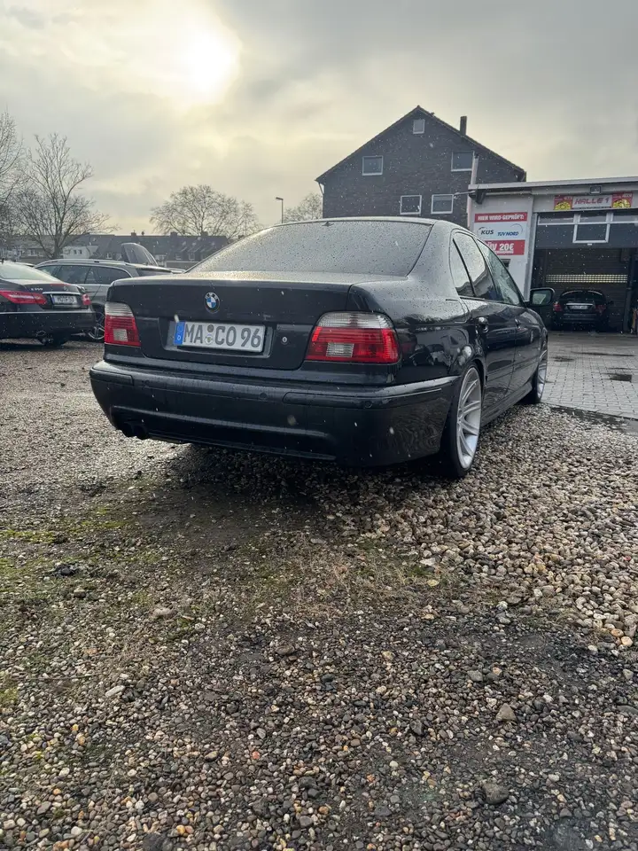 BMW 540i, foto 7