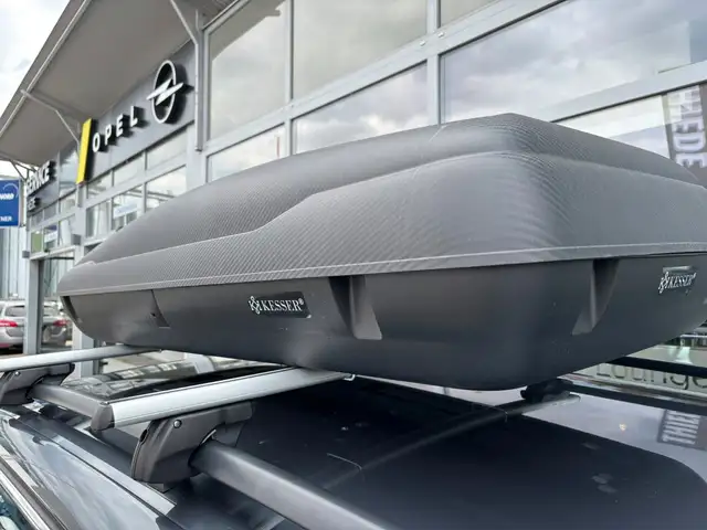 Volkswagen Passat view 10