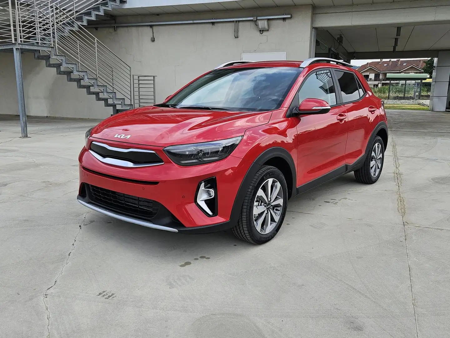 Kia Stonic 1.2 MPI Style con BONUS EASY GO' Rosso - 1