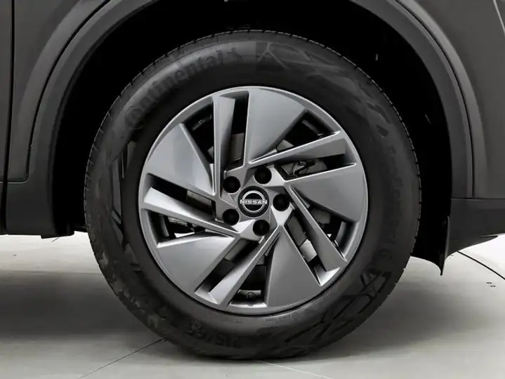 Nissan Qashqai DIG-T mHEV 4x2 Acenta (2021) 2023, foto 10