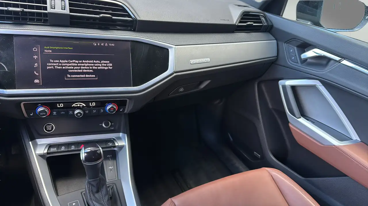 Audi Q3 снимка Audi Q3