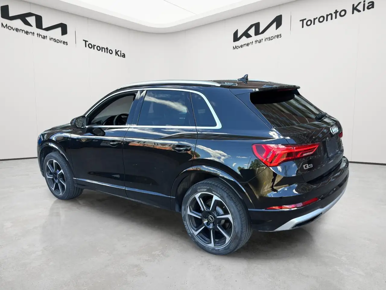 Audi Q3 снимка Audi Q3