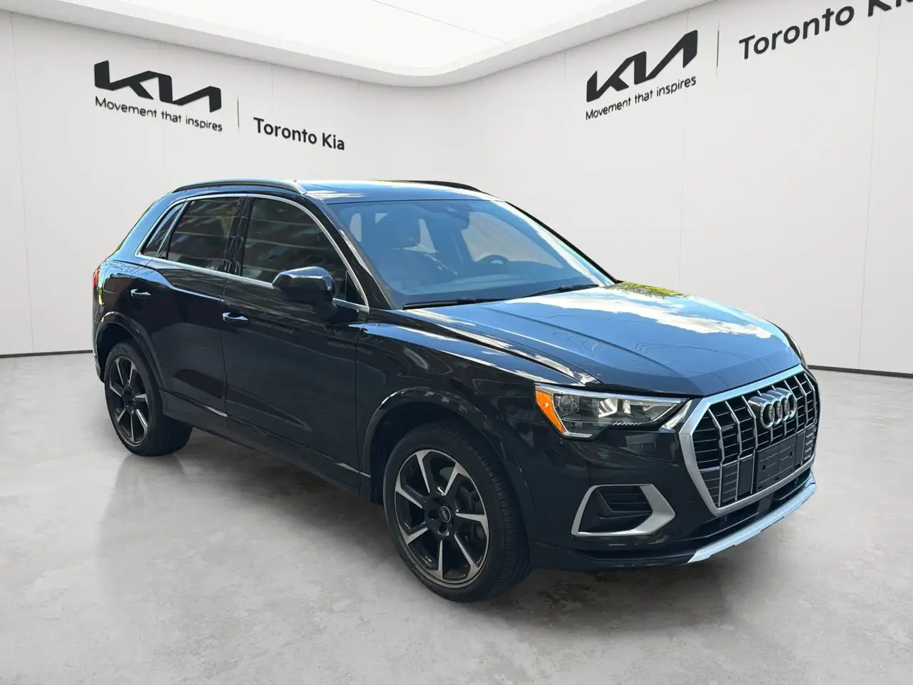 Audi Q3 снимка Audi Q3