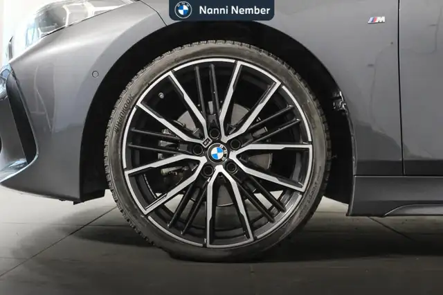 BMW 1 Series view 7