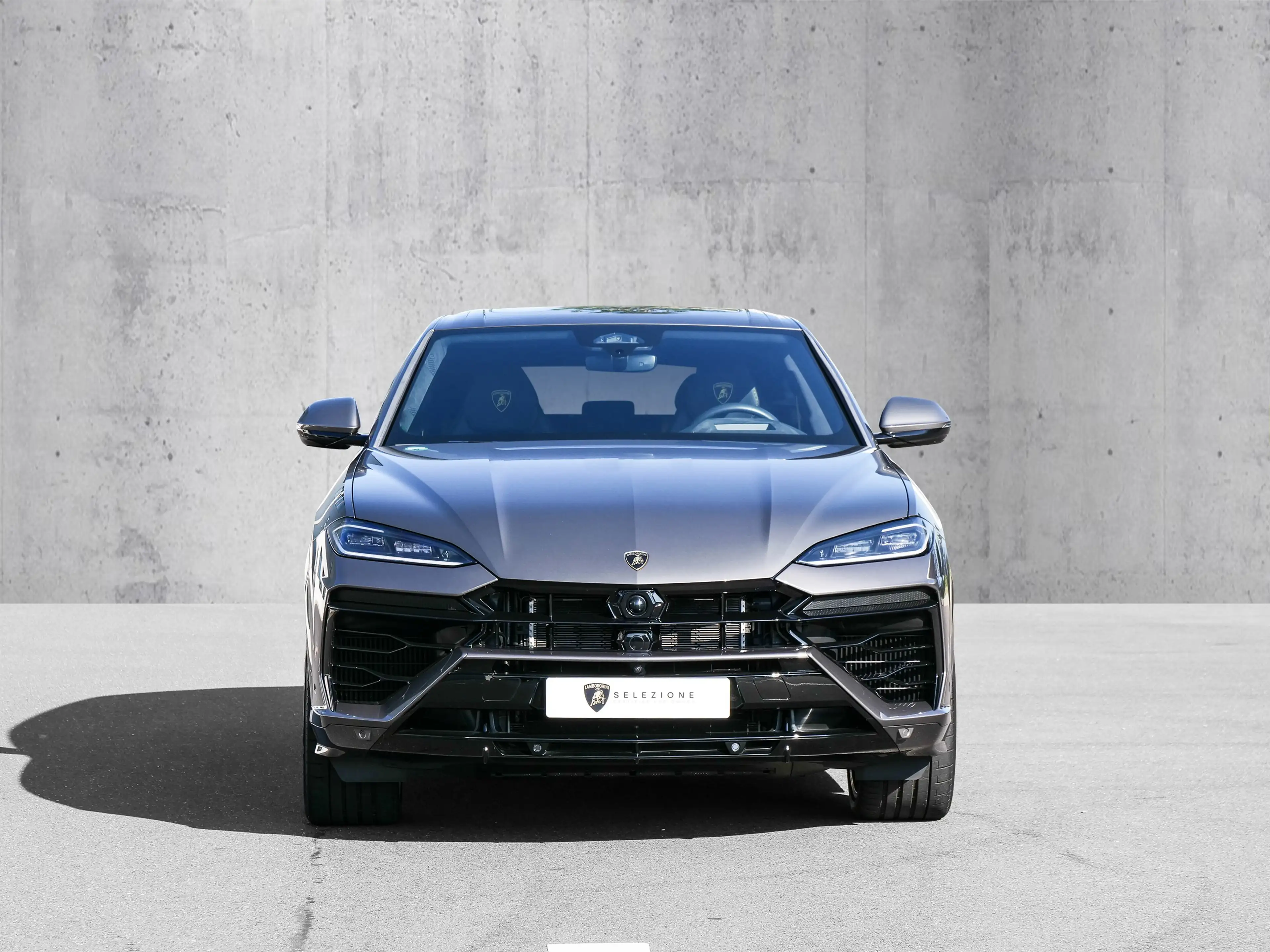 Lamborghini Urus SE Grigio Keres, Panoramic Roof, Style Pack — photo 5