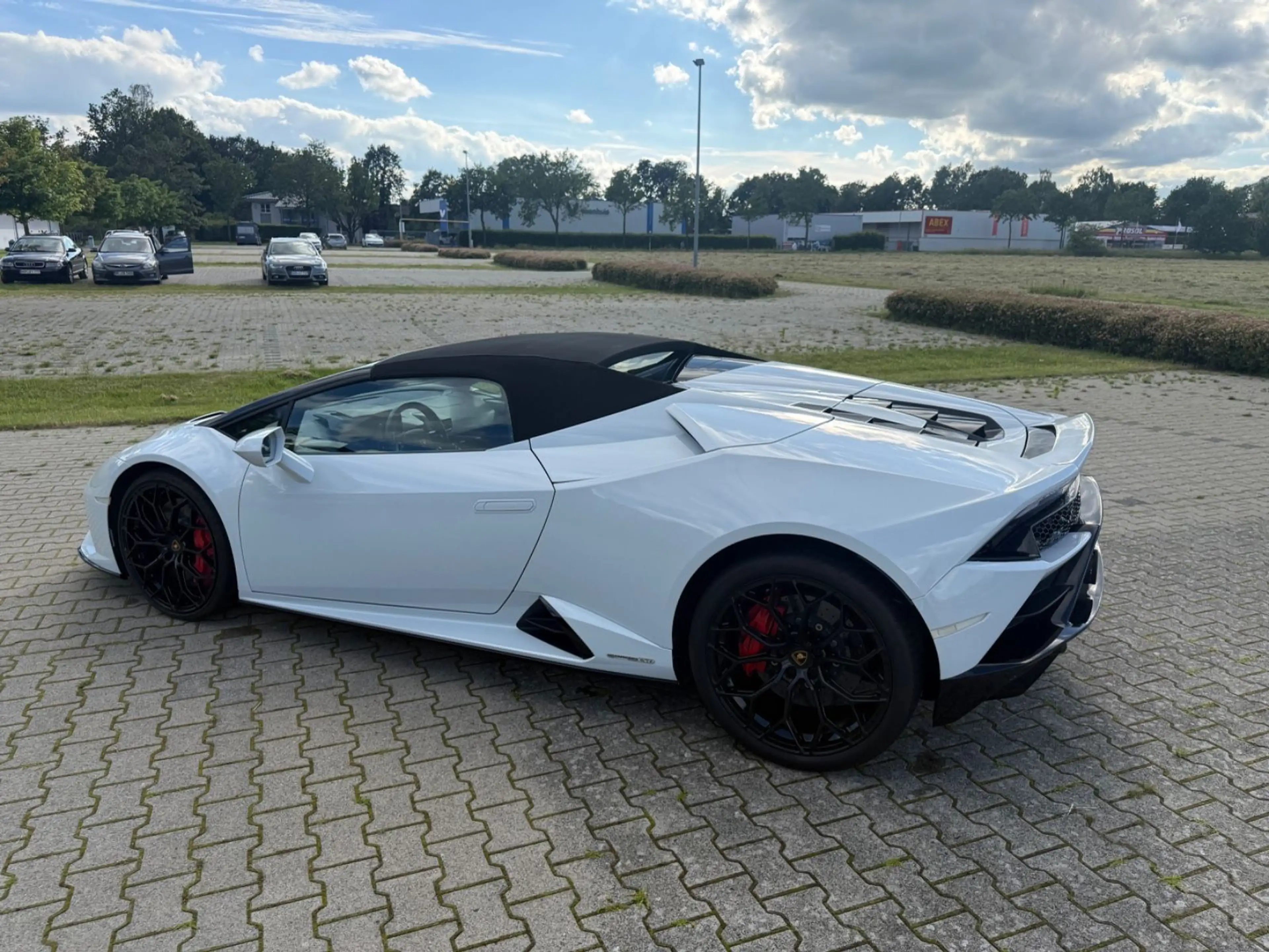 Lamborghini Huracán EVO Spyder *Sondermodell*Limitiert* — photo 13