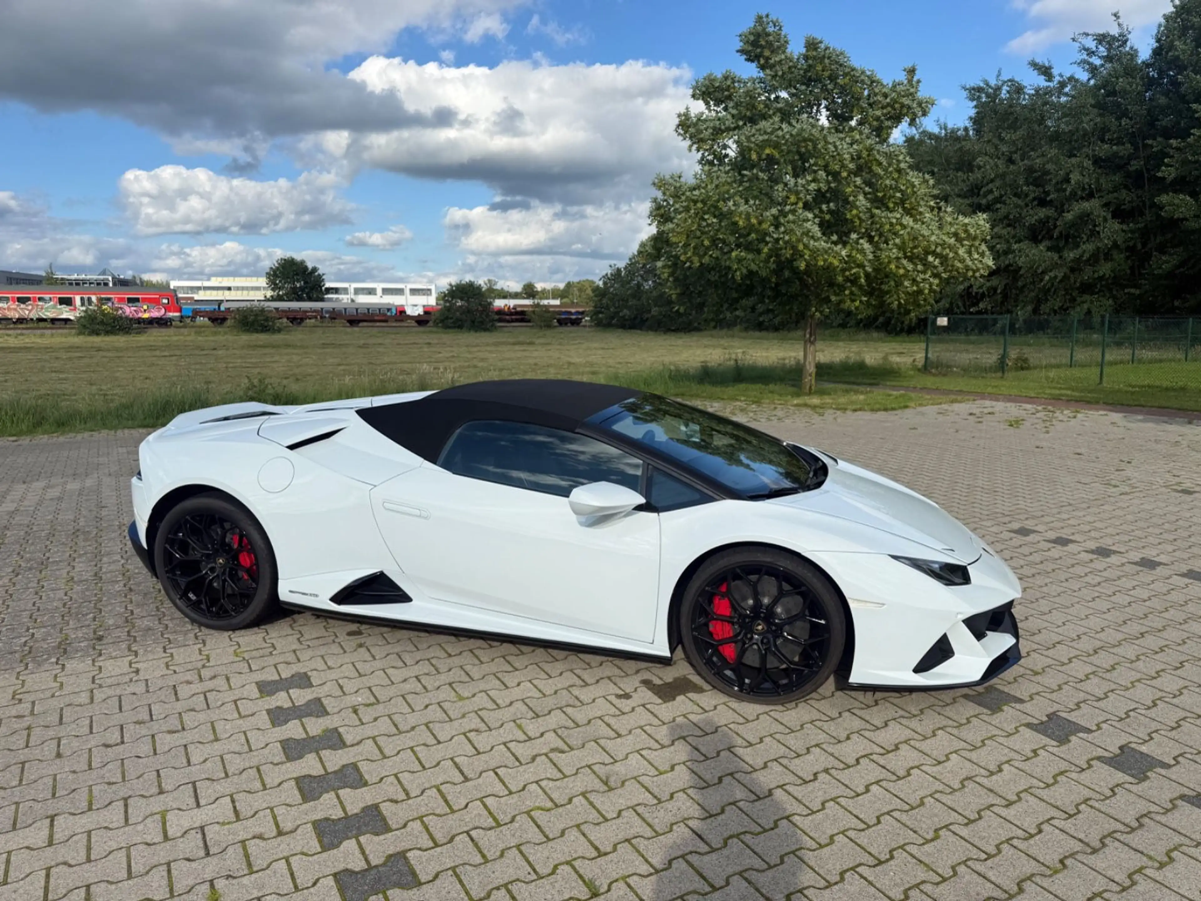 Lamborghini Huracán EVO Spyder *Sondermodell*Limitiert* — photo 6