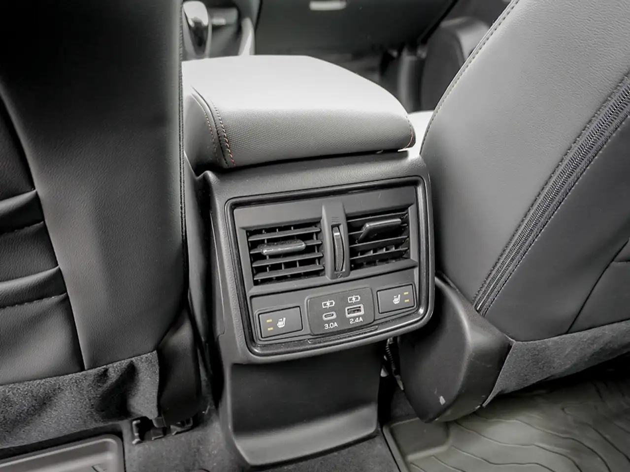 Subaru Forester снимка Subaru Forester
