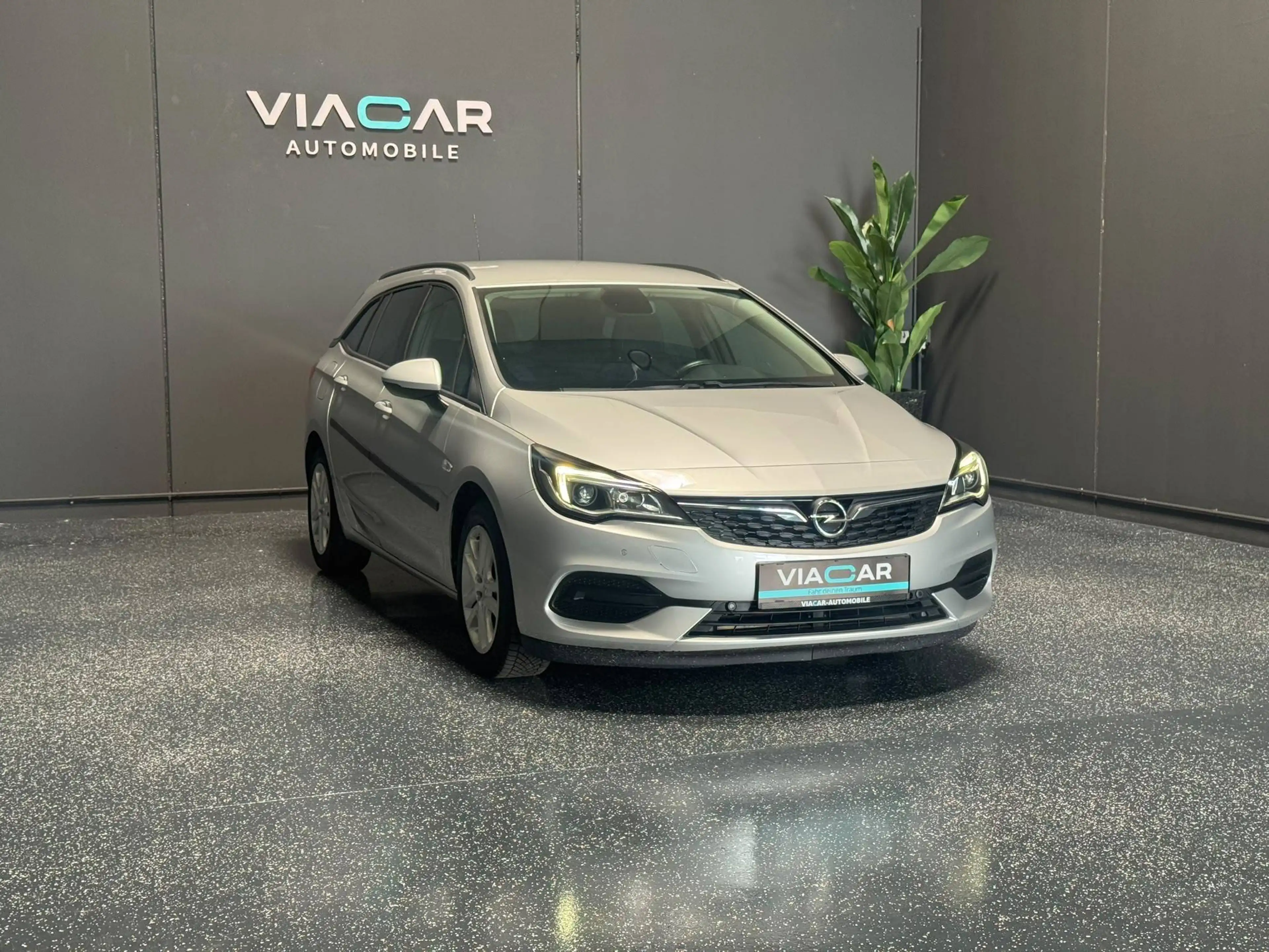 Opel Astra Astra ST 1,5 CDTI Business Elegance Business Elegance — photo 5