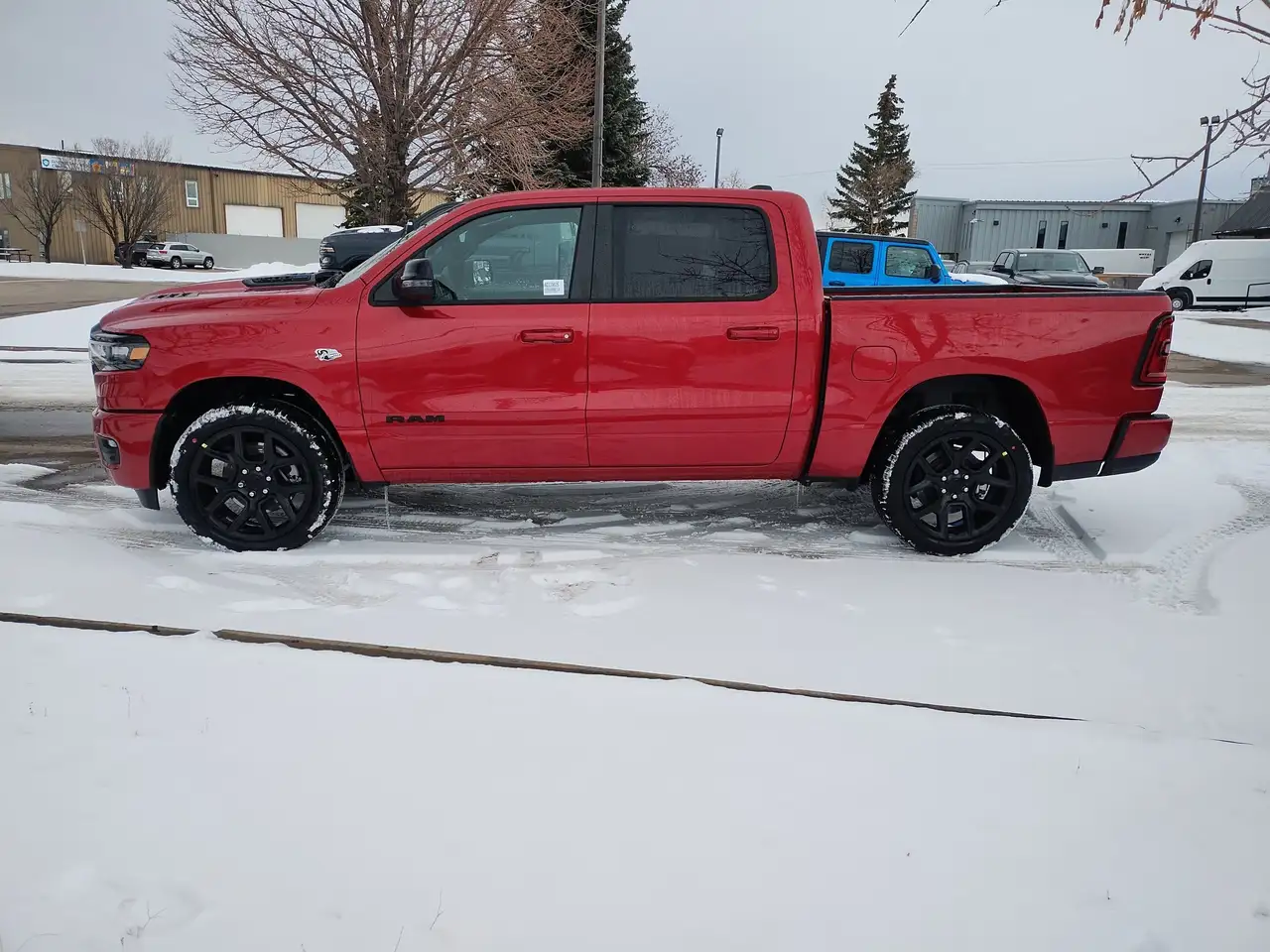 RAM 1500 снимка RAM 1500