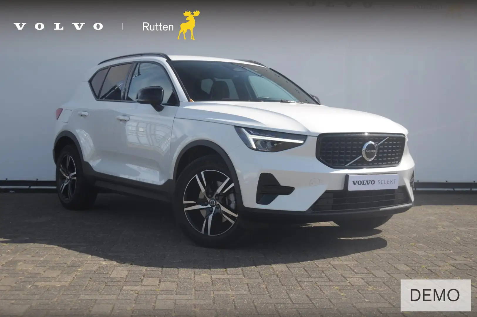 Volvo XC40 B4 211PK Automaat Plus Dark / Adaptive cruise cont Blanc - 1