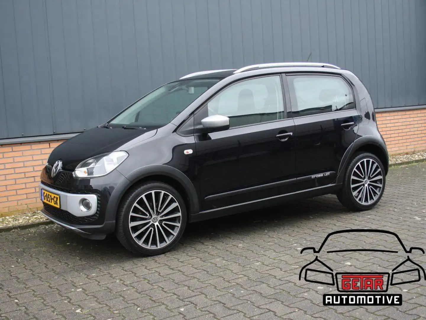 Volkswagen up! 1.0 cross up! BlueM. Zwart - 1