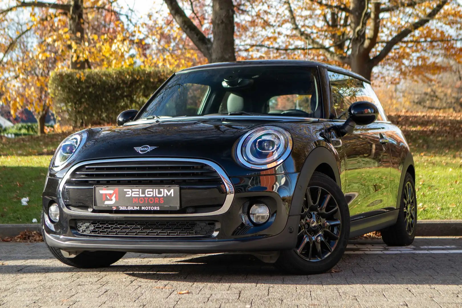 MINI Cooper - Only 18.000 Kms - Leather - LED - Bi-Zone Noir - 1