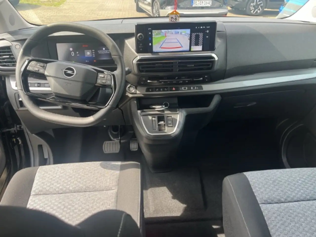 Opel Zafira Edition M Edition, 2.2 Diesel 132 kW (180 PS) AT-8 18