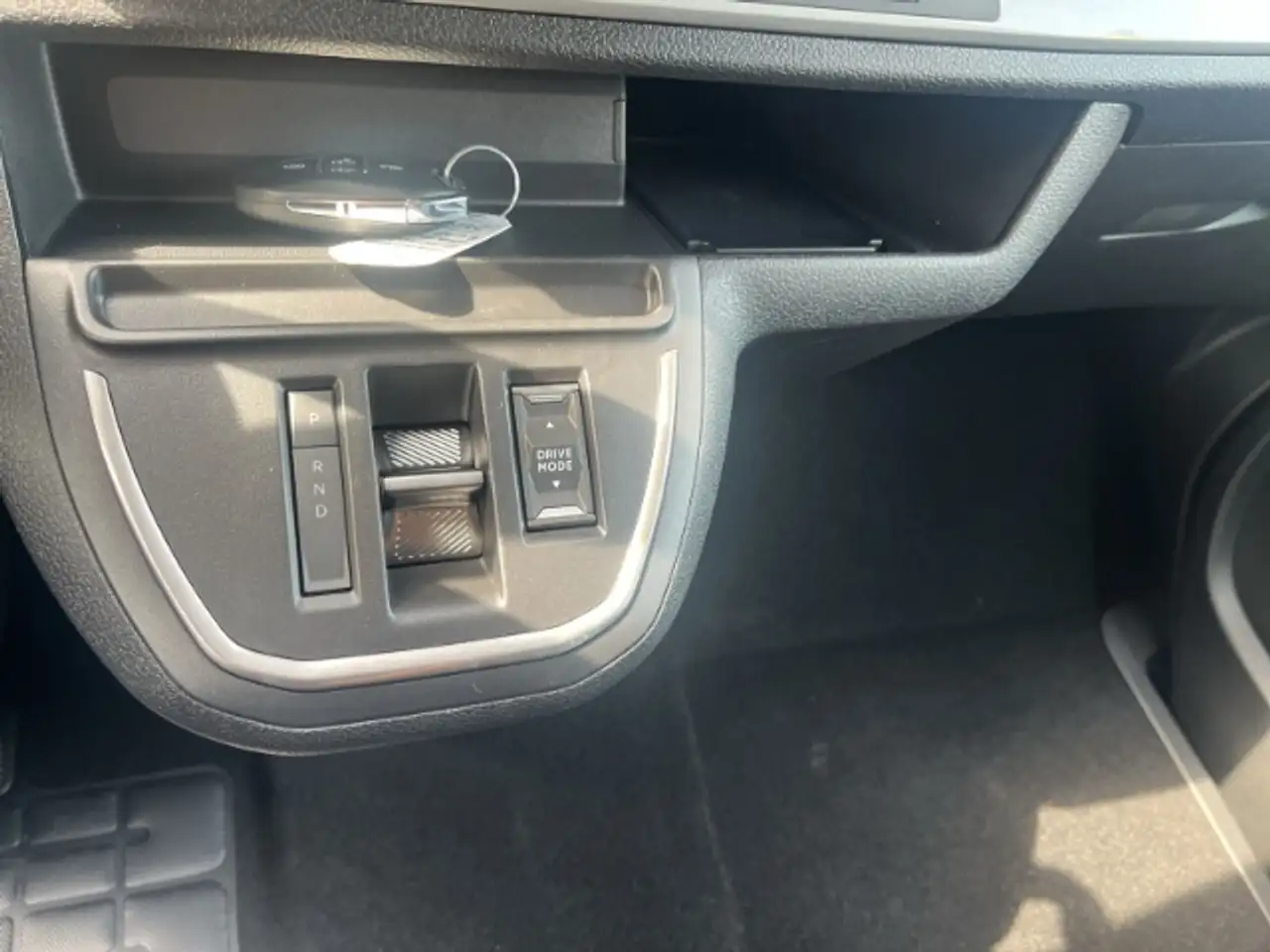 Opel Zafira Edition M Edition, 2.2 Diesel 132 kW (180 PS) AT-8 24