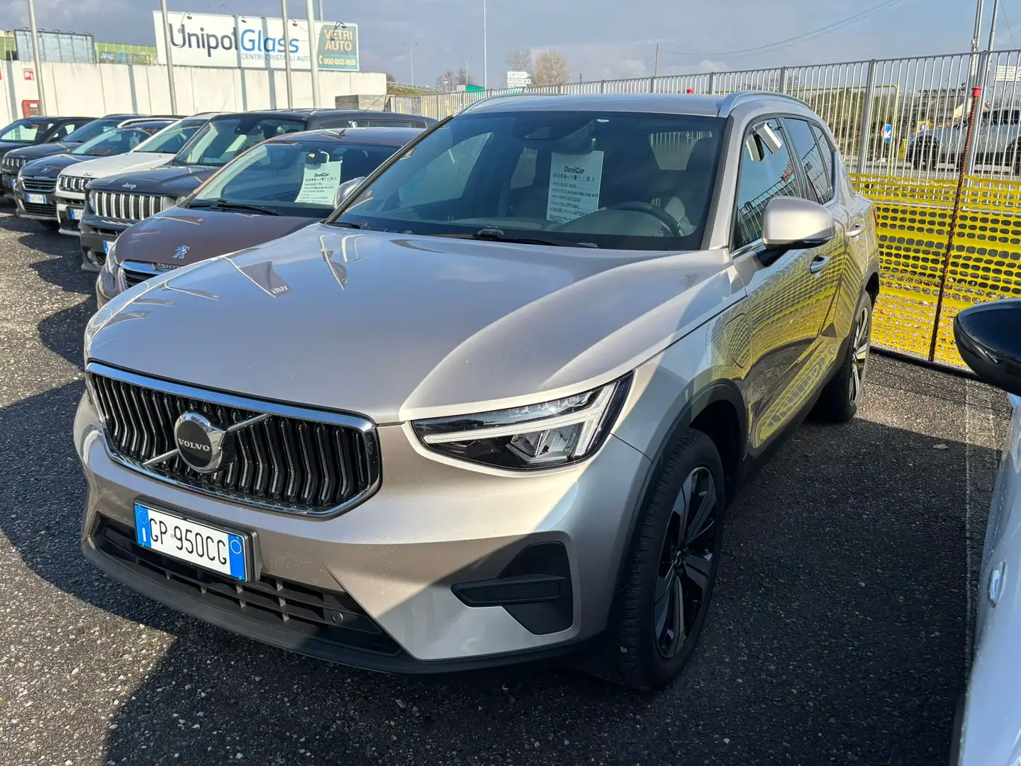 Volvo XC40 XC40 2023 1.5 t4 recharge phev Core auto Silber - 1