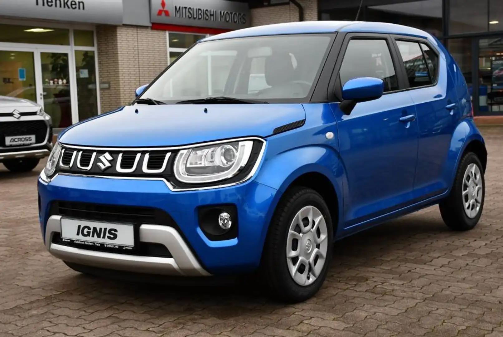 Suzuki Ignis 1.2 Club Hybrid 5-Gang Синій - 1