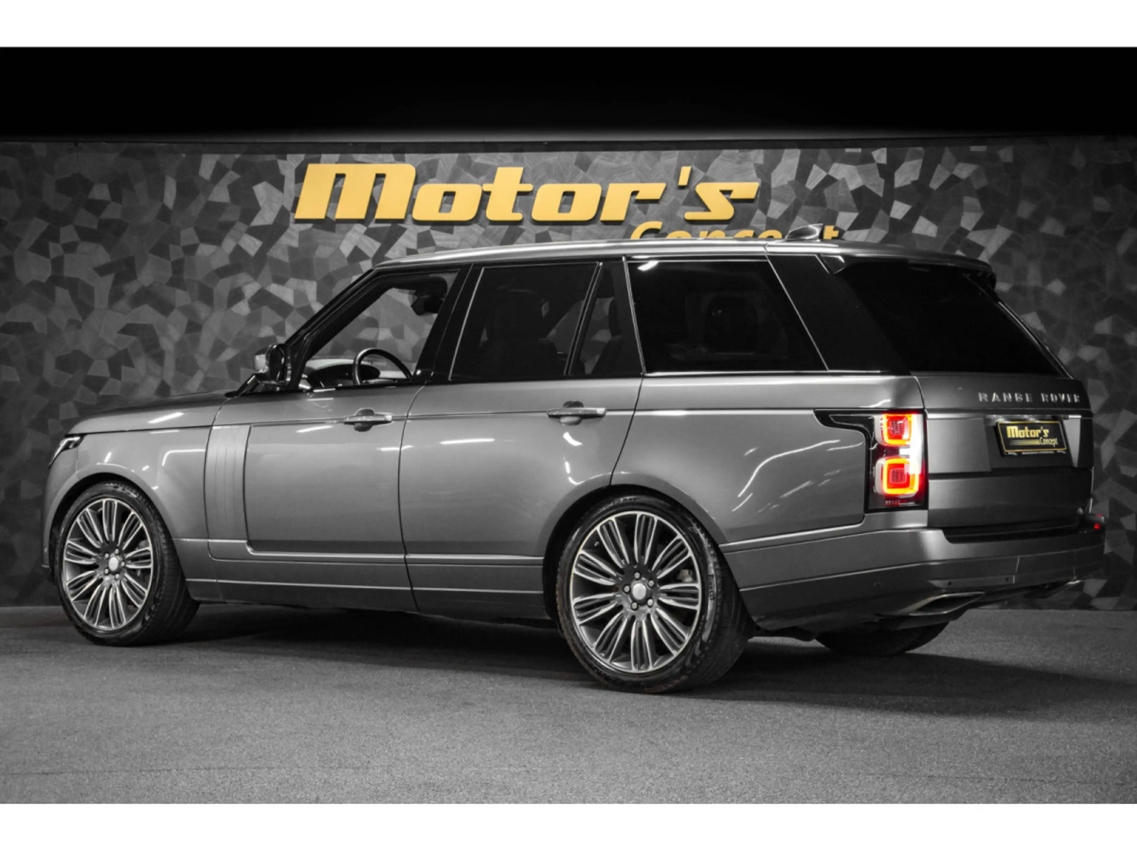Land Rover Range Rover Vogue SD V8 4.4 — photo 7