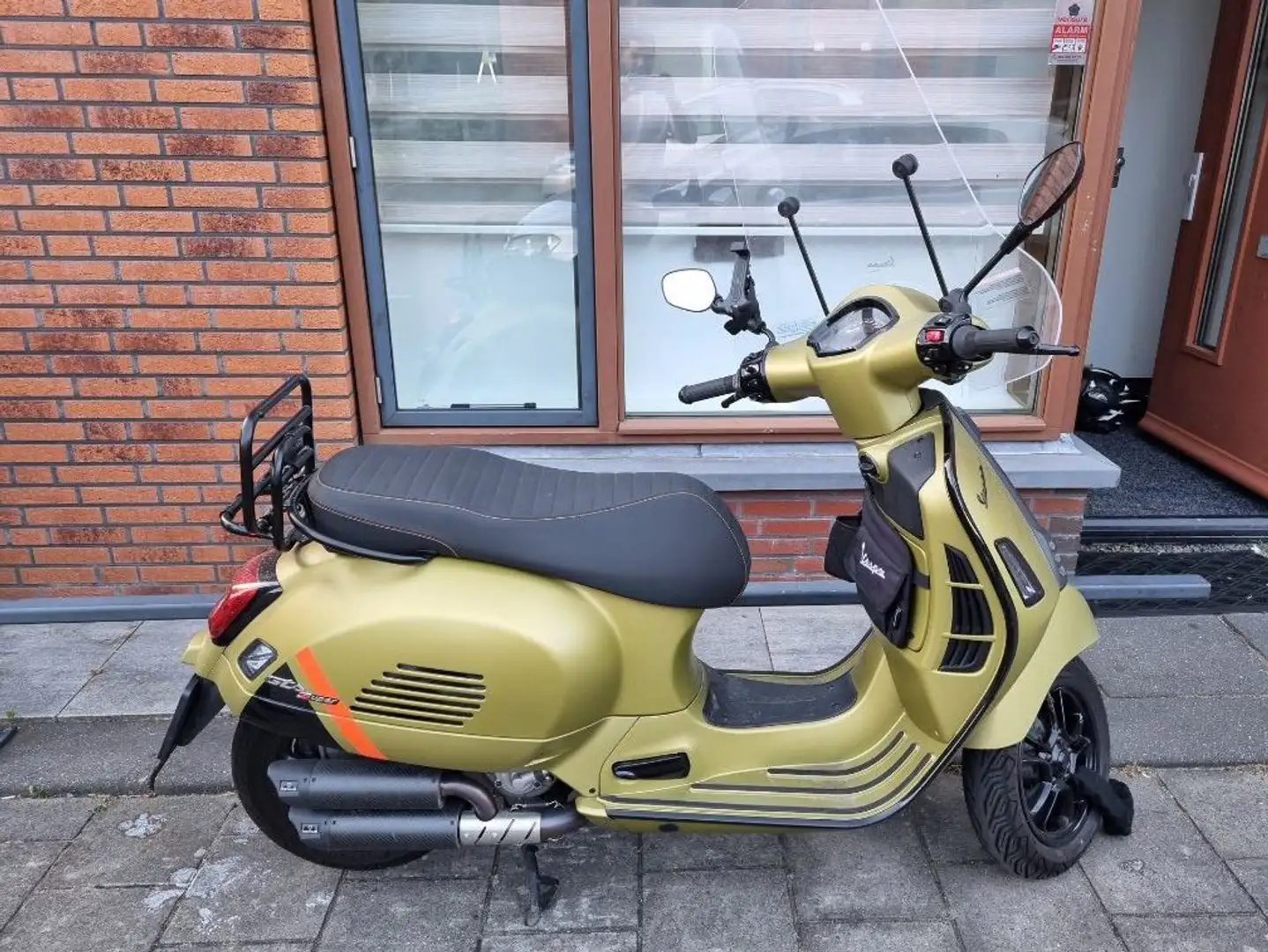 Vespa GTS Super Sport 300 Special edition, Remus uitlaat, handvat verwarming Oro - 2